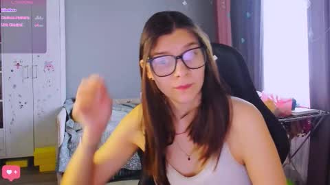  KIRA  online show from 9, 2, 2026