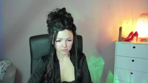 Molly online show from 19, 1, 2026