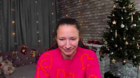 hi im Molly heregreat boobs big heart  warm pussy  online show from 19, 12, 2025