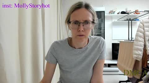AngelMomm online show from 2, 4, 2026