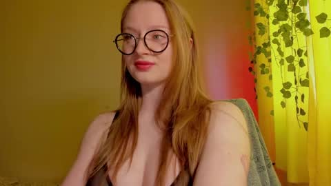 mollytucker online show from 11, 5, 2026