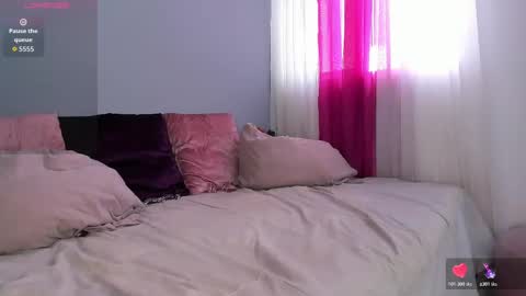 Molly online show from 15, 11, 2025