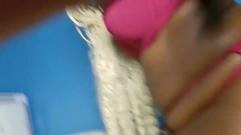 Snapshot of molywiththebooty chatting on 24, 10, 2025 bigbootymolly online show from 24, 10, 2025