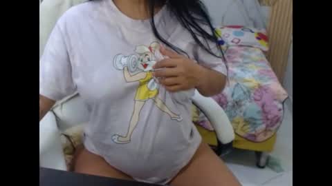 mom online show from 11, 6, 2026