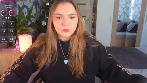 Snapshot of momiji_i chatting on 17, 1, 2026 Leah online show from 17, 1, 2026