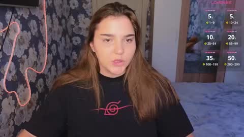 Snapshot of momiji_i chatting on 23, 3, 2026 Leah online show from 23, 3, 2026