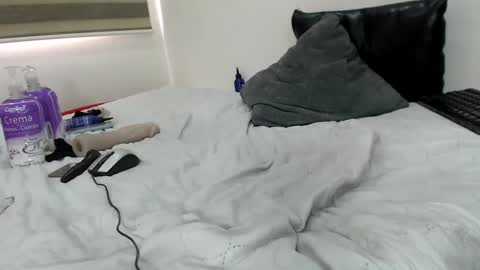 mommy26 online show from 6, 2, 2025