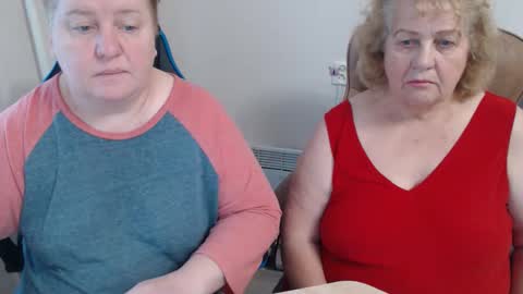 Mommy99X online show from 2, 12, 2025