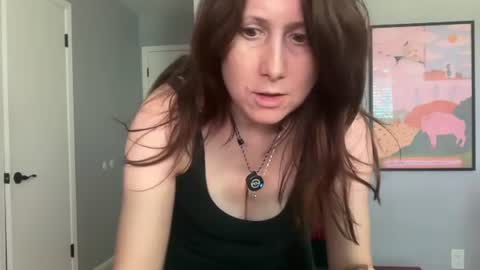 Snapshot of mommygoddessl chatting on 8, 7, 2026 Goddess L online show from 8, 7, 2026