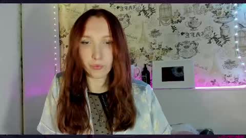 Snapshot of mommyicon chatting on 17, 12, 2024 Liza online show from 17, 12, 2024