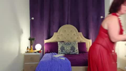 Snapshot of mommymelodie chatting on 27, 7, 2026 mommymelodie online show from 27, 7, 2026