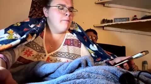 Snapshot of mommyndaddyplaytime chatting on 30, 10, 2025 mommyndaddyplaytime online show from 30, 10, 2025