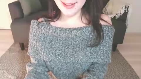 Momo online show from 14, 12, 2024