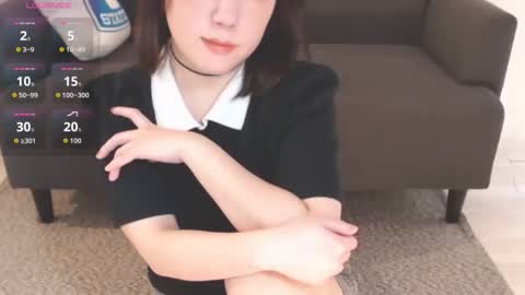 Momo online show from 25, 5, 2026