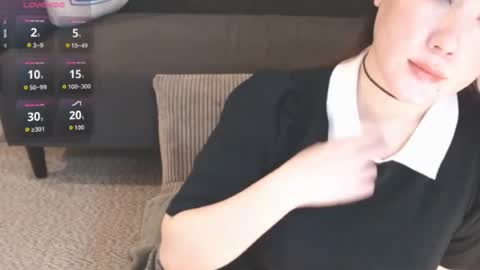 Momo online show from 25, 6, 2026