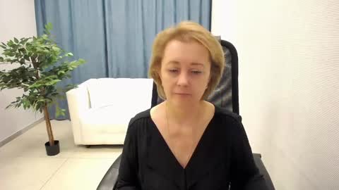 Mona online show from 6, 5, 2026