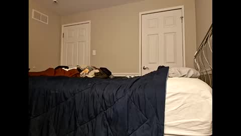 moneyboysaveg548 online show from 17, 3, 2026