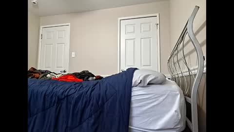 moneyboysaveg548 online show from 17, 3, 2026