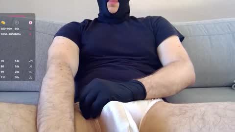 Snapshot of moneymessiahbwc chatting on 13, 3, 2026 moneymessiahbwc online show from 13, 3, 2026