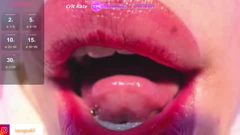 Snapshot of monica_amberr chatting on 16, 10, 2025 I am Gio online show from 16, 10, 2025