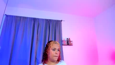 aleja      independent model       online show from 15, 2, 2026
