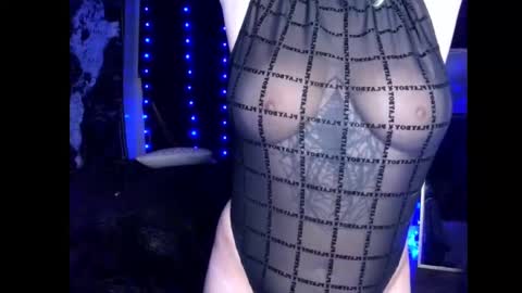 Snapshot of monica_lily chatting on 29, 9, 2025 Monica online show from 29, 9, 2025