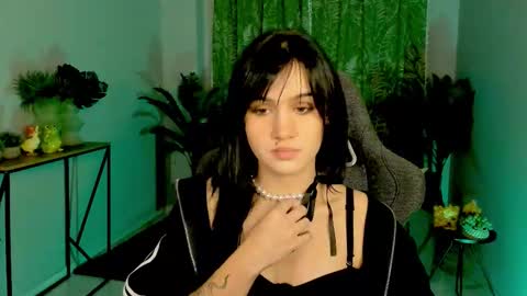 Snapshot of monicafarmer chatting on 23, 10, 2025 monica online show from 23, 10, 2025