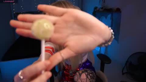  Monica  online show from 25, 10, 2025