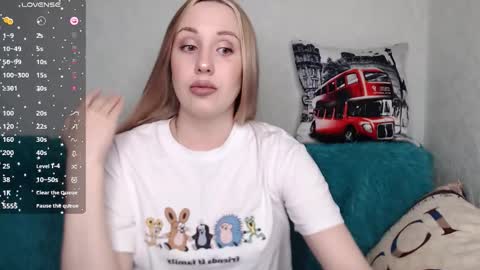 Snapshot of monika_luire chatting on 18, 9, 2025 Monika online show from 18, 9, 2025