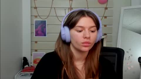 Monika online show from 23, 2, 2025