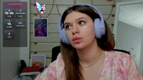 Monika online show from 8, 3, 2025