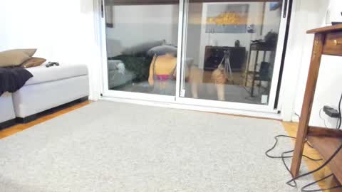 Monikfree online show from 9, 1, 2025