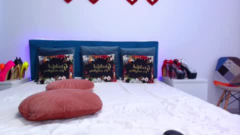 moniquebliss online show from 3, 3, 2025