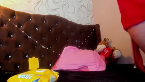 Snapshot of moniquehick chatting on 28, 9, 2025 Monica online show from 28, 9, 2025