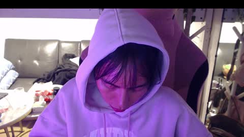 ELYSE A SIMPLE GIRL online show from 8, 12, 2024