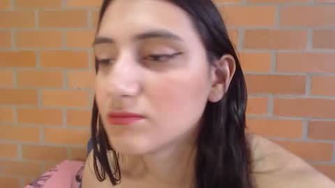 Luisa online show from 4, 3, 2026