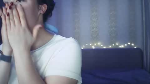 Snapshot of moodiemira chatting on 9, 10, 2025 moodiemira online show from 9, 10, 2025