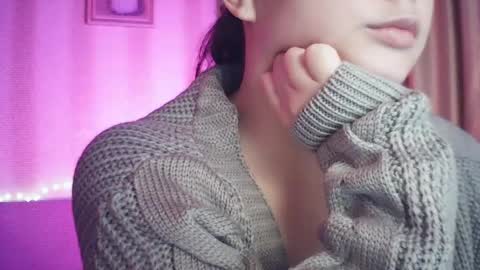 Snapshot of moodiemira chatting on 14, 10, 2025 moodiemira online show from 14, 10, 2025