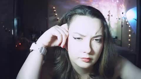 Snapshot of moodiemira chatting on 25, 10, 2025 moodiemira online show from 25, 10, 2025