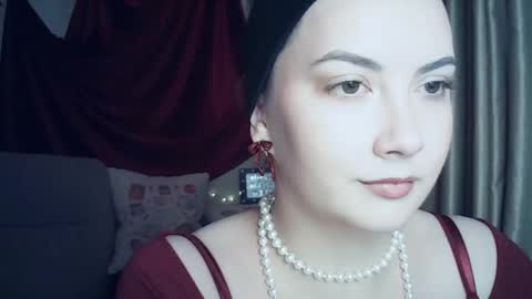 Snapshot of moodiemira chatting on 13, 11, 2025 moodiemira online show from 13, 11, 2025