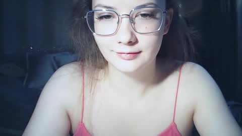 moodiemira online show from 6, 2, 2026