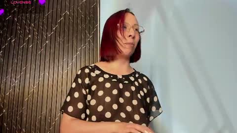 moolly_evanz online show from 3, 7, 2026