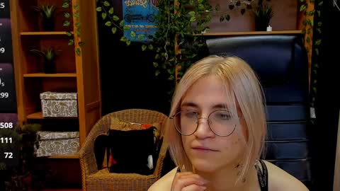 Katrin online show from 8, 12, 2024