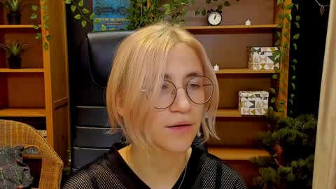 Katrin online show from 10, 12, 2024