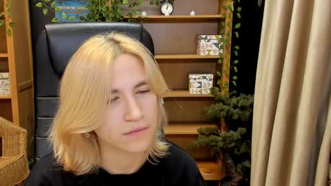 Katrin online show from 23, 12, 2024