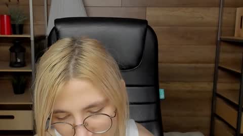 Katrin online show from 28, 12, 2024