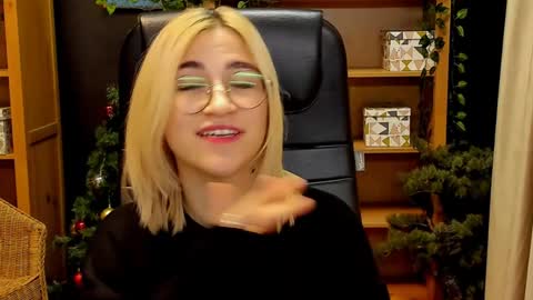 Katrin online show from 30, 12, 2024