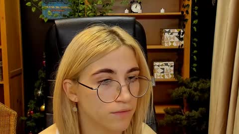 Katrin online show from 31, 12, 2024