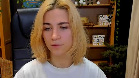 Katrin online show from 3, 1, 2025