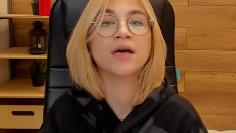 Katrin online show from 12, 1, 2025